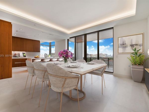 515 Valencia Ave, Unit 703, Coral Gables, FL 33134