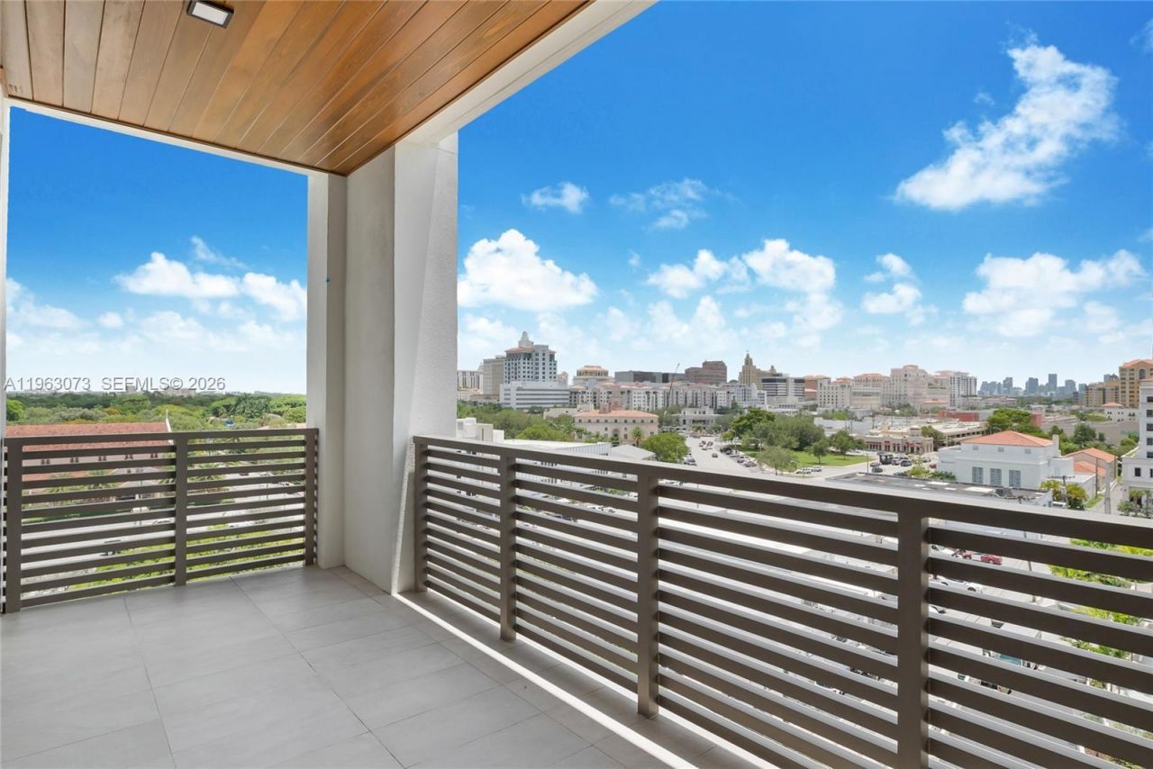 515 Valencia Ave, Unit 703, Coral Gables, FL 33134 Photo