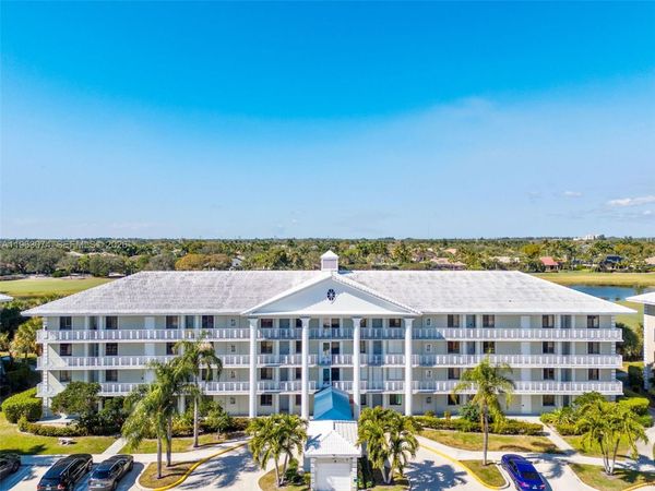 2811 Village Blvd , Unit 404, West Palm Beach, FL 33409