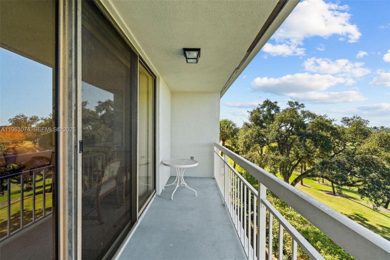 2811 Village Blvd , Unit 404, West Palm Beach, FL 33409 Photo