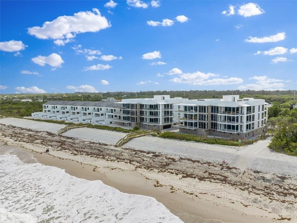 26 Indigo Vero Drive, Unit 203, Vero Beach, FL 32963 Photo