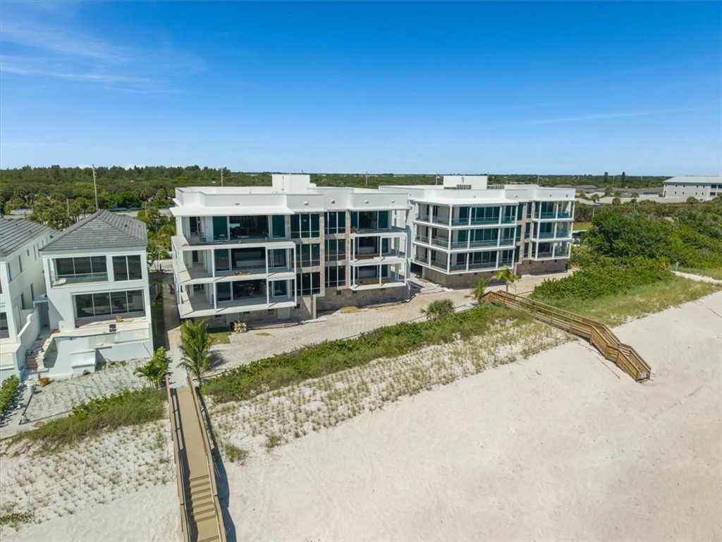 26 Indigo Vero Drive, Unit 203, Vero Beach, FL 32963 Photo