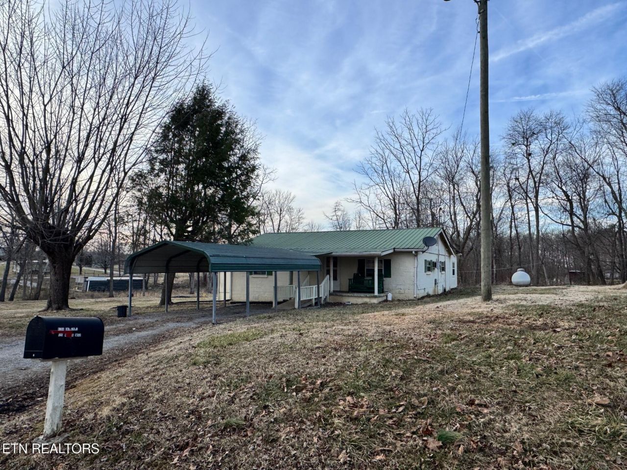 120 Miller Rd, Monterey, TN 38574 Main Photo