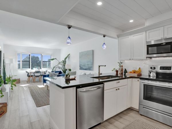 1000 River Reach Drive, Unit 423, Fort Lauderdale, FL 33315