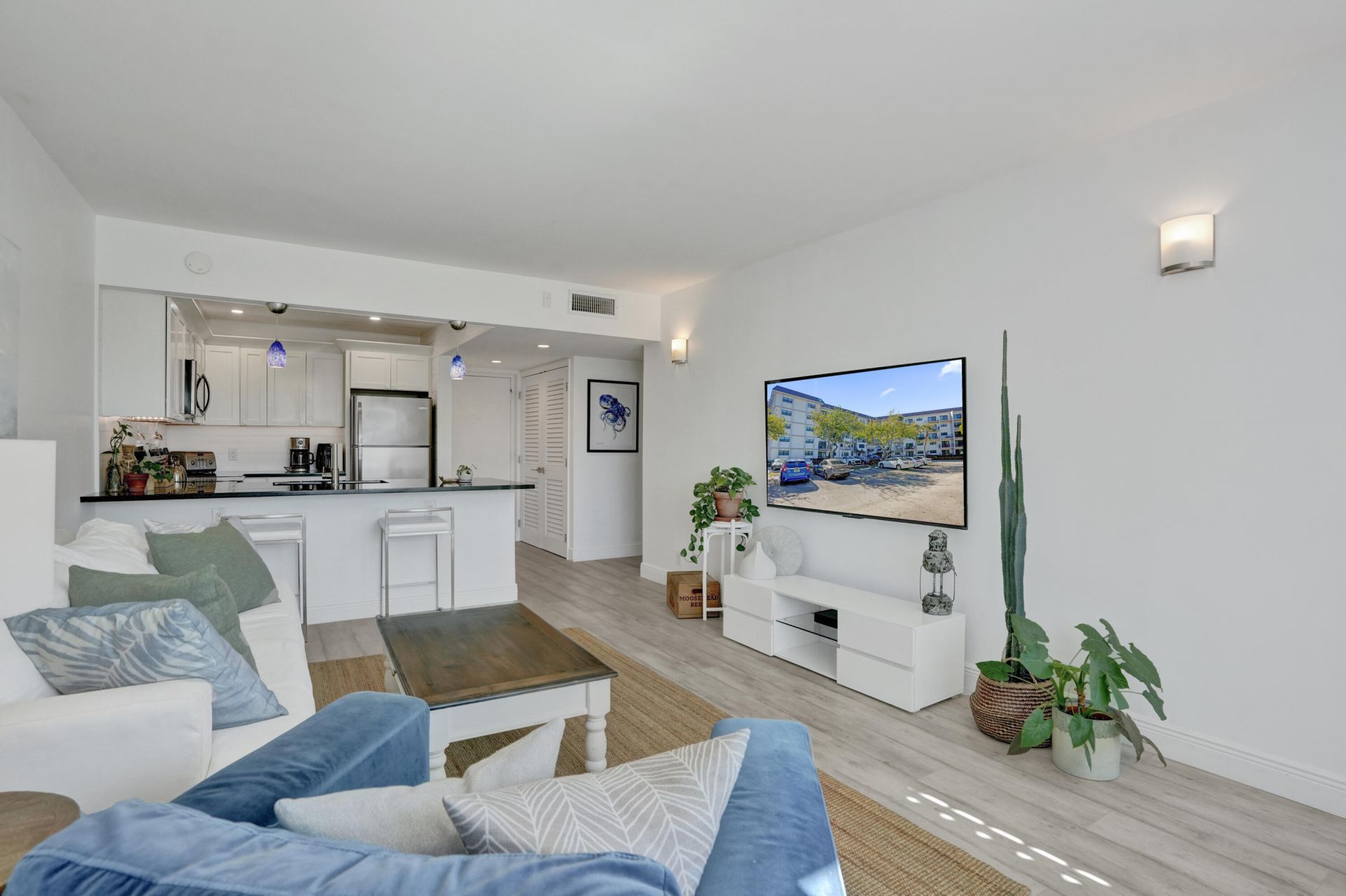 1000 River Reach Drive, Unit 423, Fort Lauderdale, FL 33315 Photo