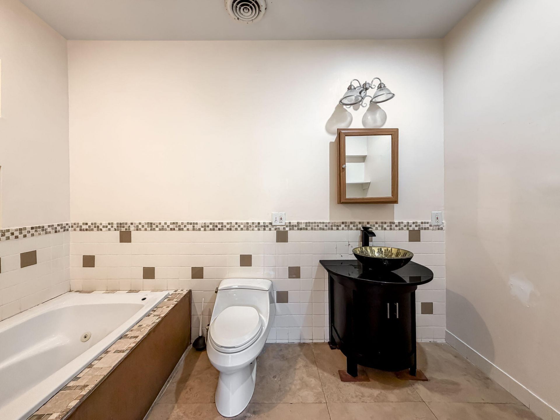 619 30th Street, West Palm Beach, FL 33407 Photo