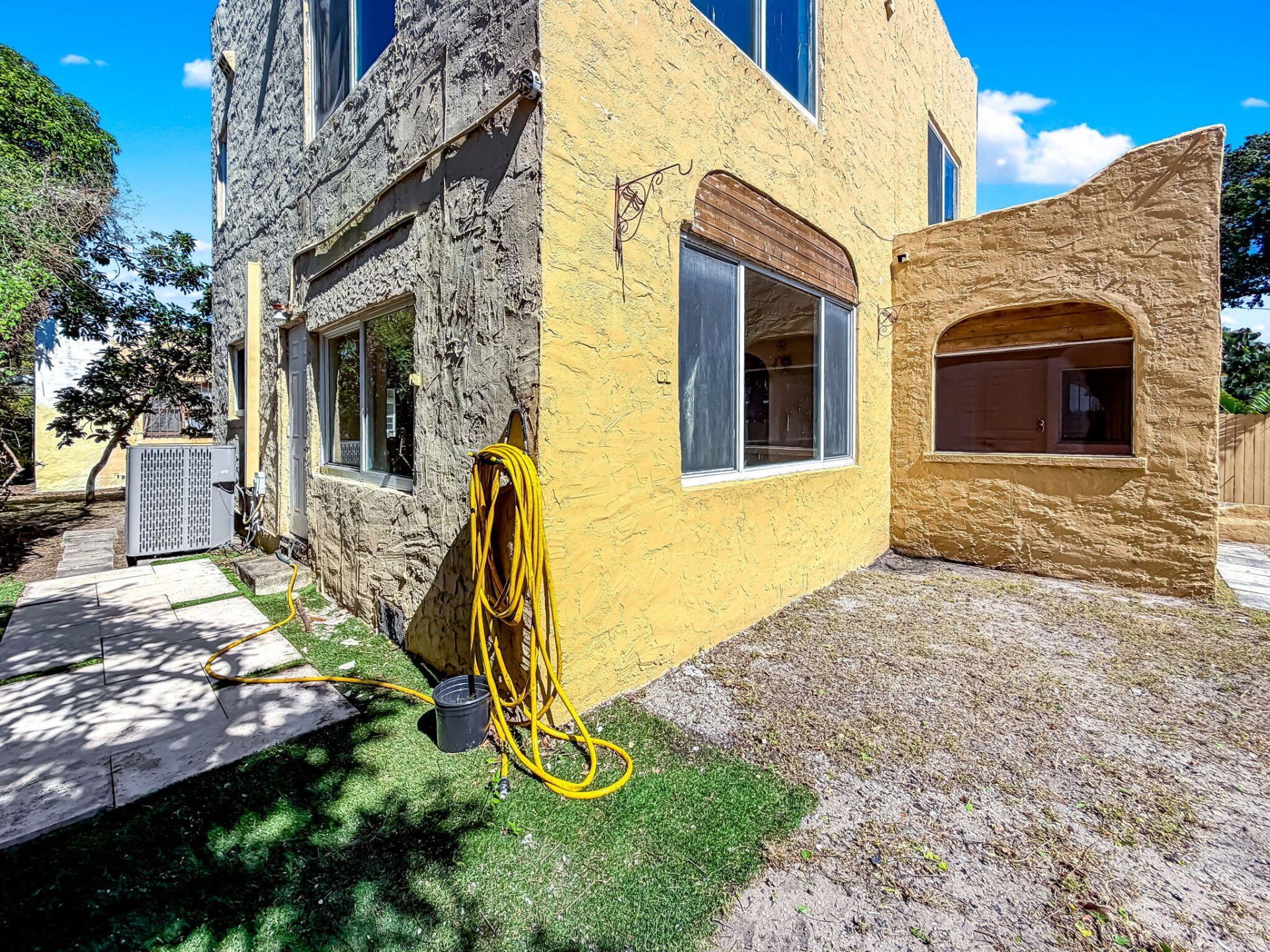 619 30th Street, West Palm Beach, FL 33407 Photo