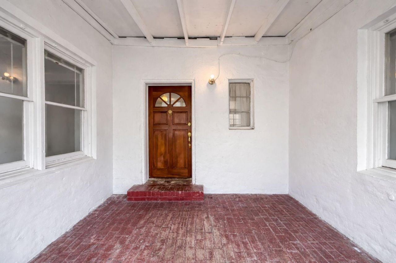 619 30th Street, West Palm Beach, FL 33407 Photo