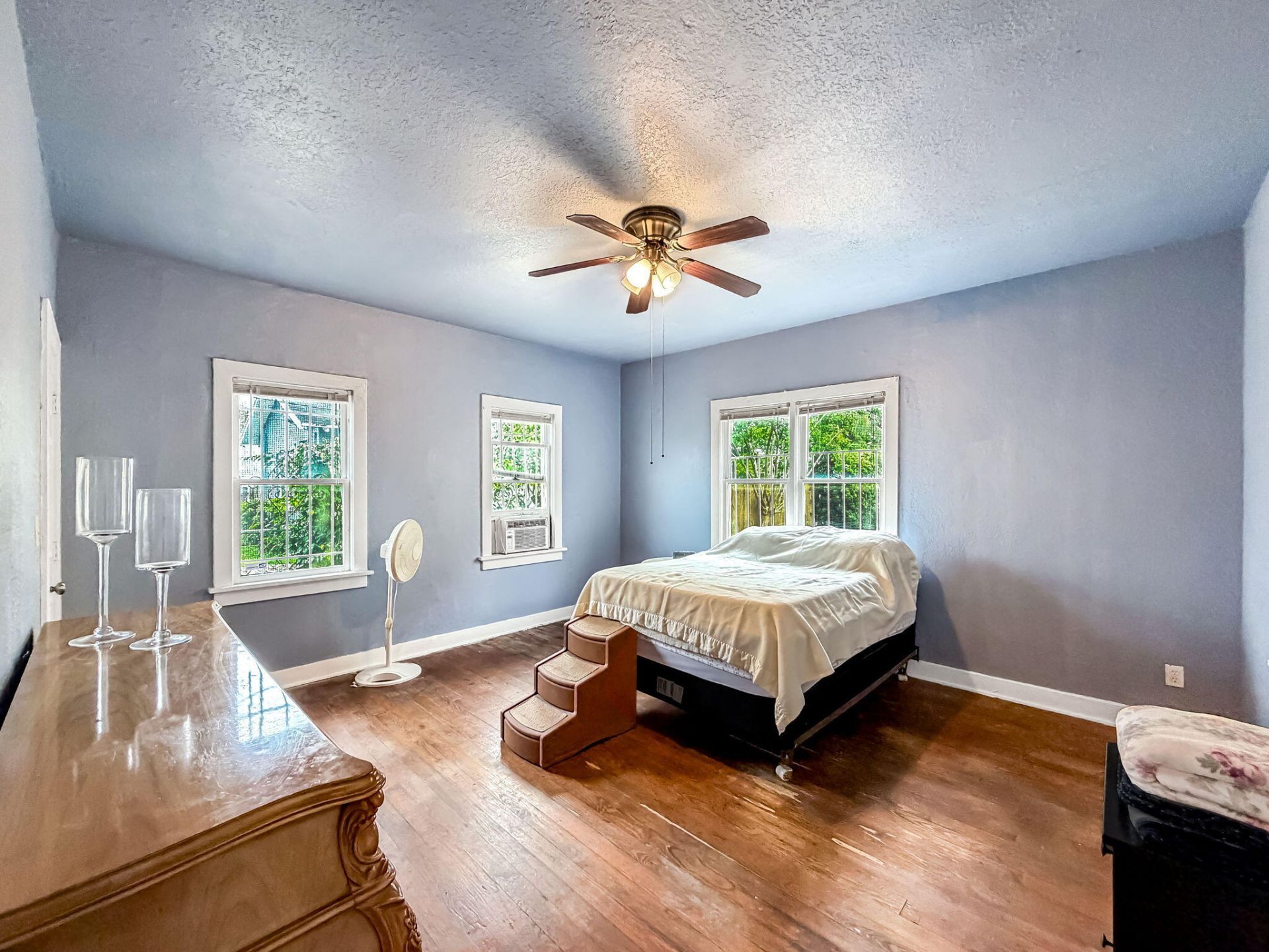 619 30th Street, West Palm Beach, FL 33407 Photo