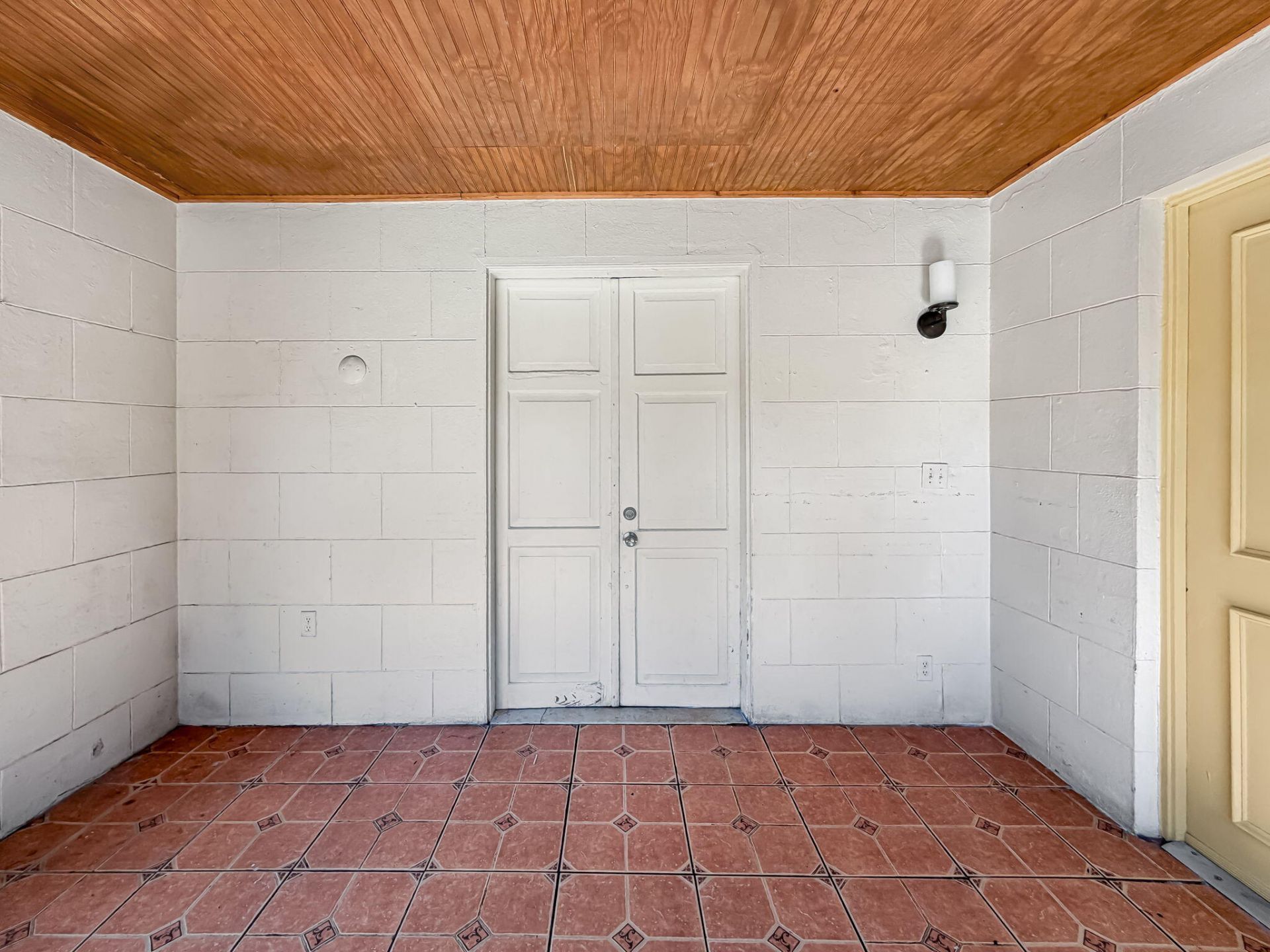 619 30th Street, West Palm Beach, FL 33407 Photo