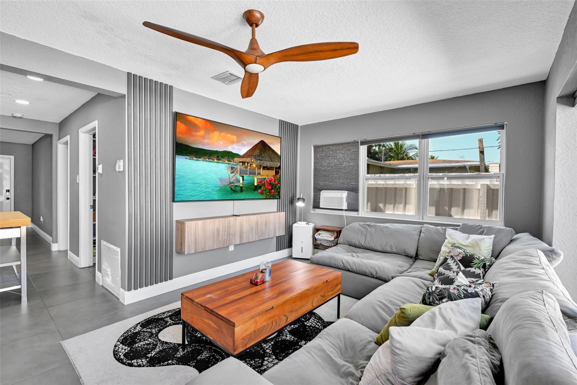 537 NW 45th Street, Fort Lauderdale, FL 33309 Photo