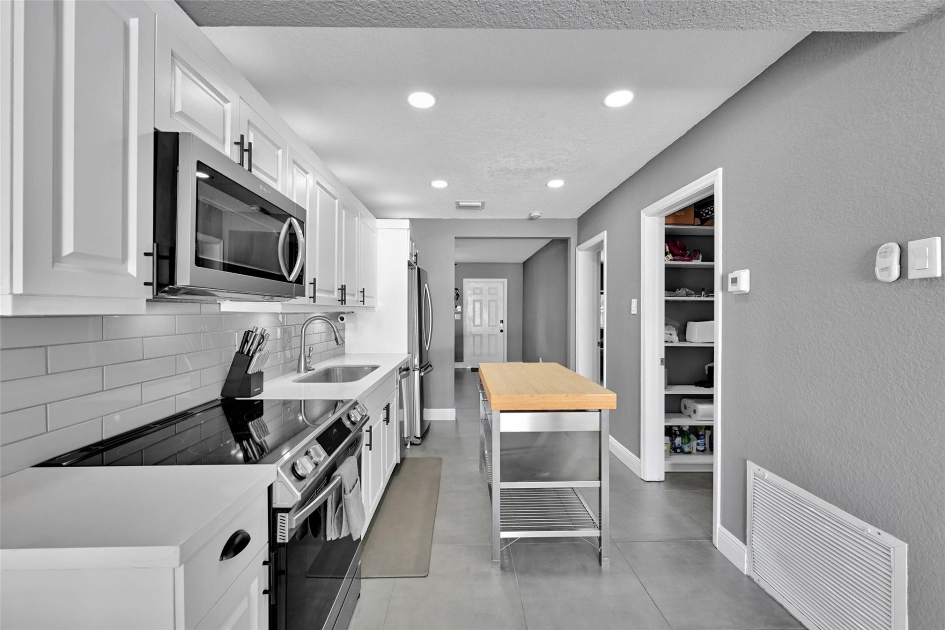 537 NW 45th Street, Fort Lauderdale, FL 33309 Photo