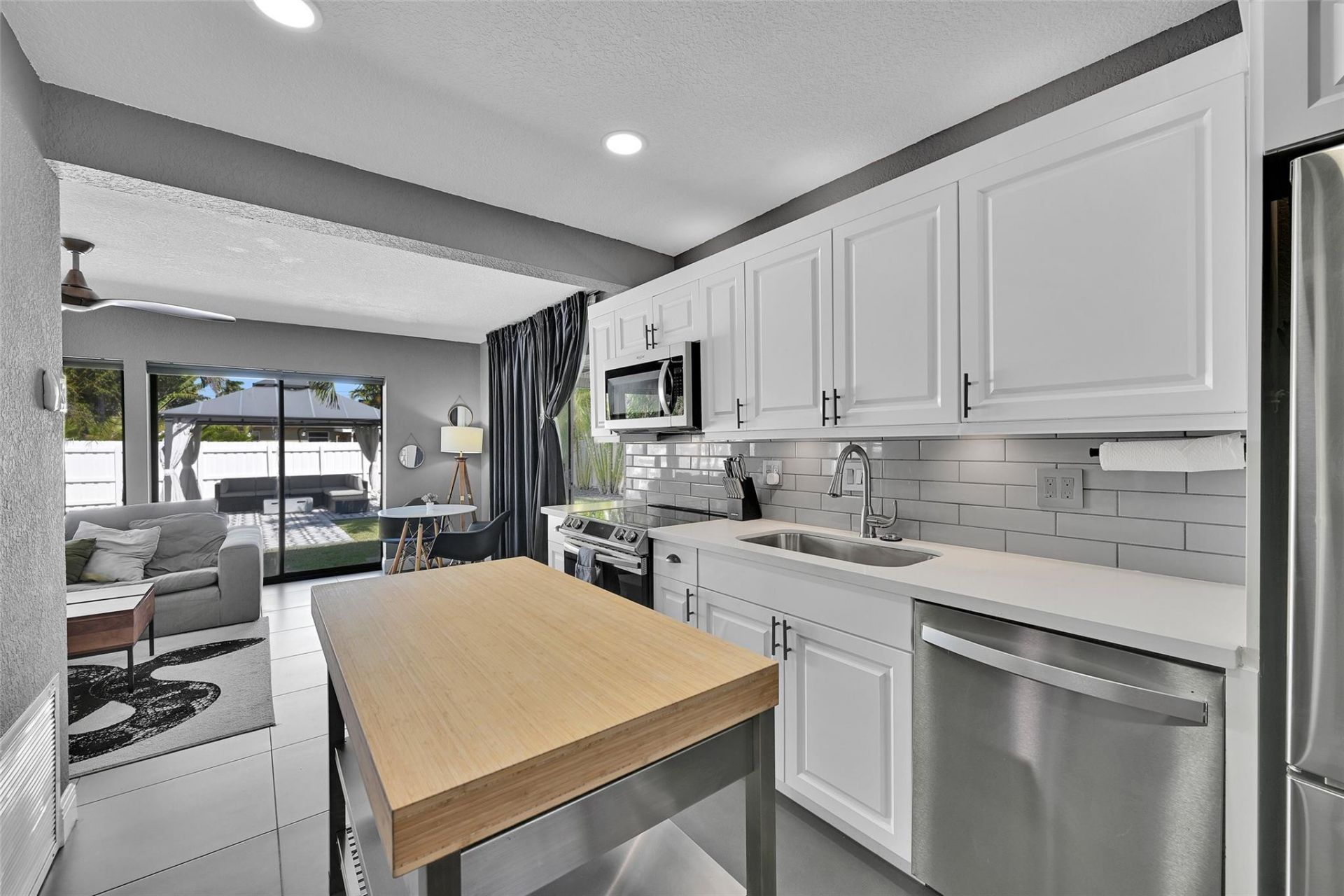 537 NW 45th Street, Fort Lauderdale, FL 33309 Photo