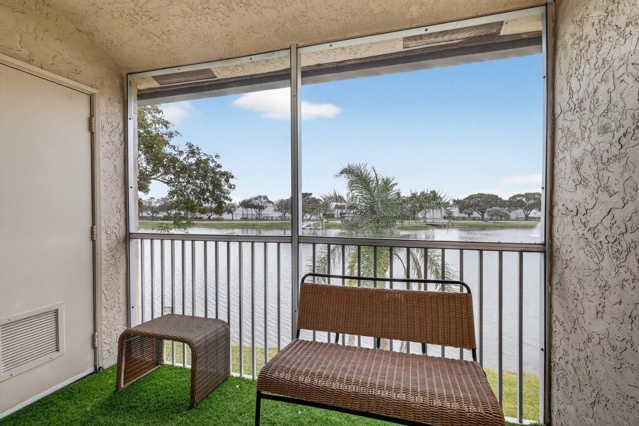 5511 Lakeside Drive, Unit 202, Margate, FL 33063 Photo