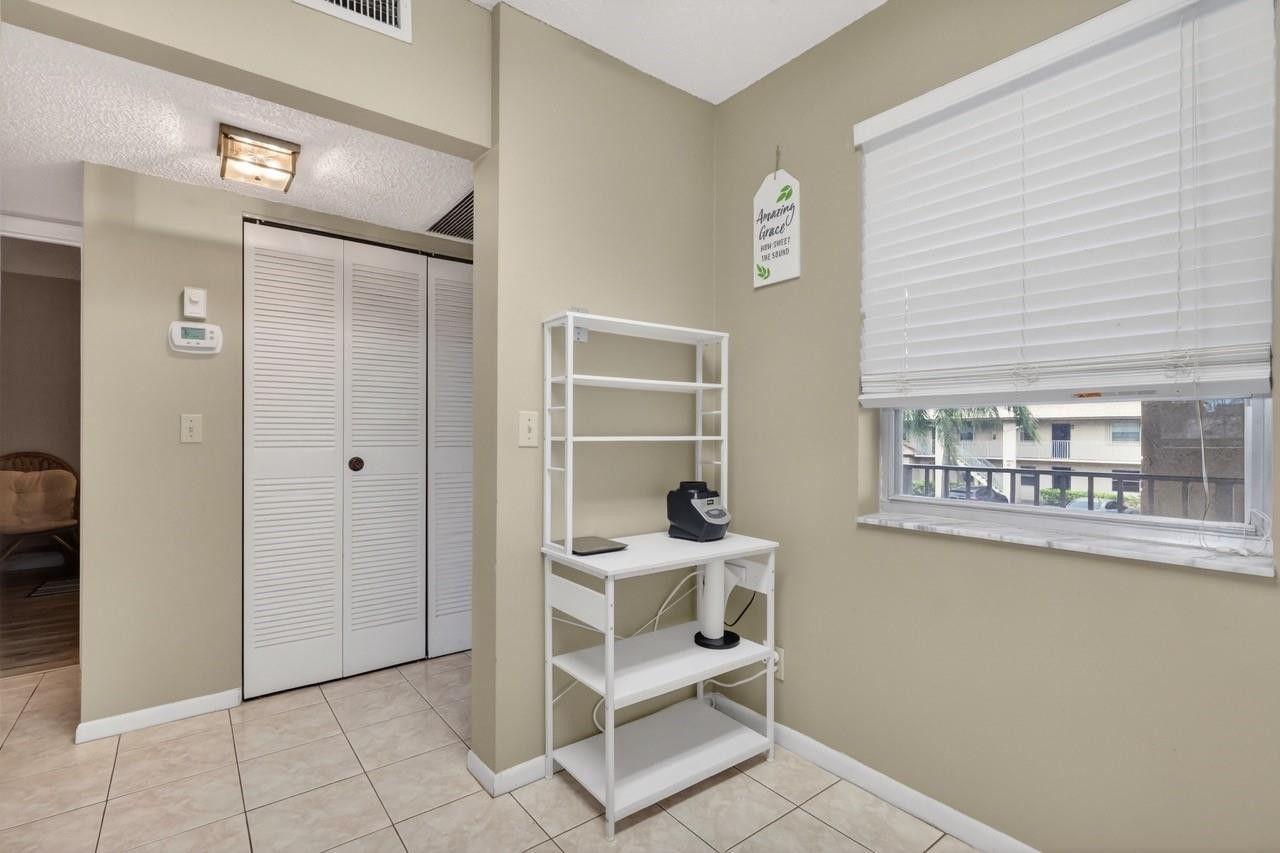 5511 Lakeside Drive, Unit 202, Margate, FL 33063 Photo