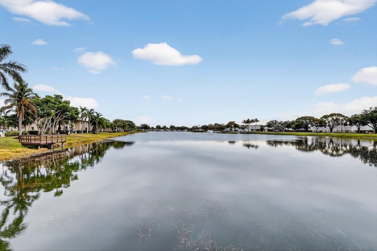 5511 Lakeside Drive, Unit 202, Margate, FL 33063 Photo