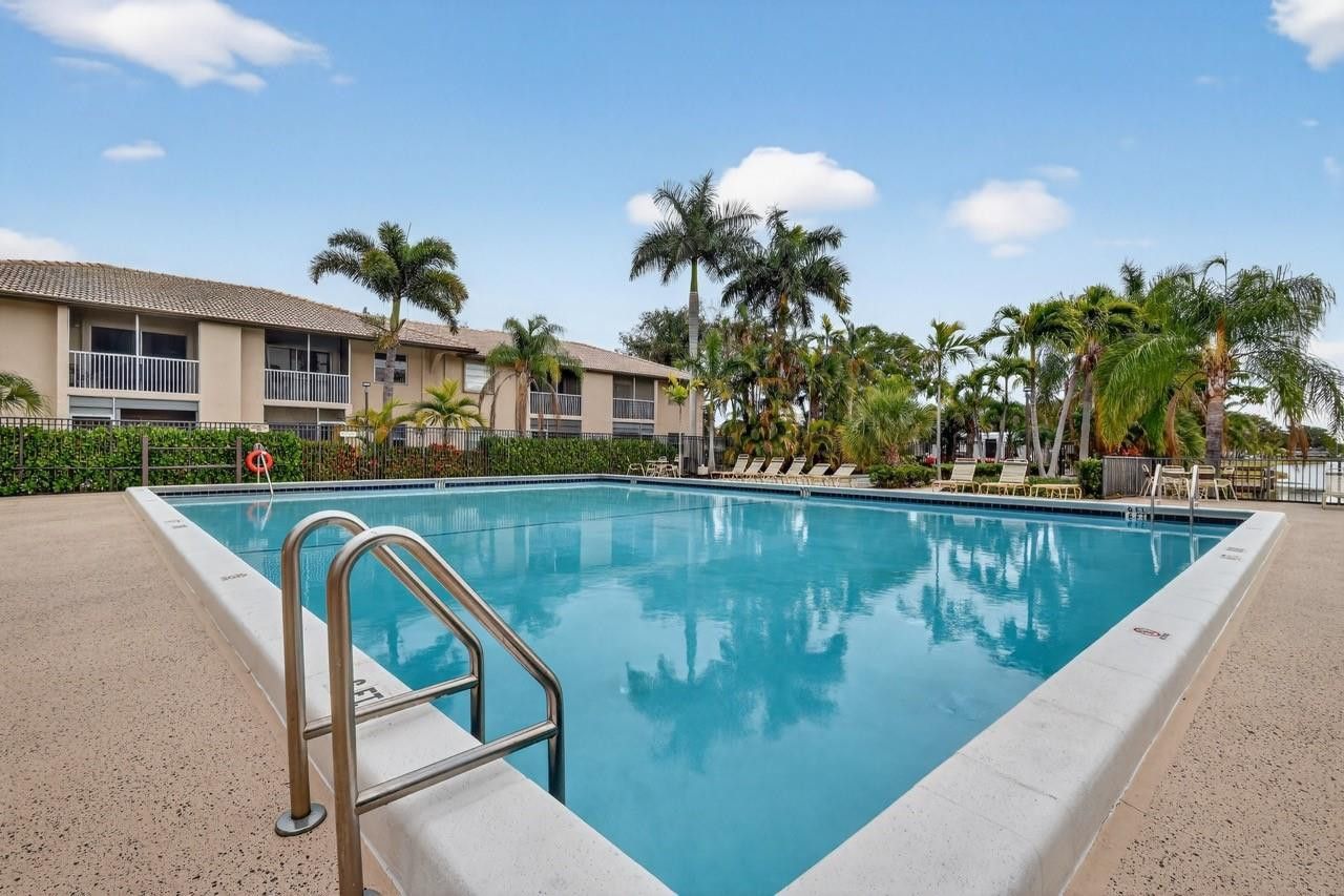 5511 Lakeside Drive, Unit 202, Margate, FL 33063 Photo