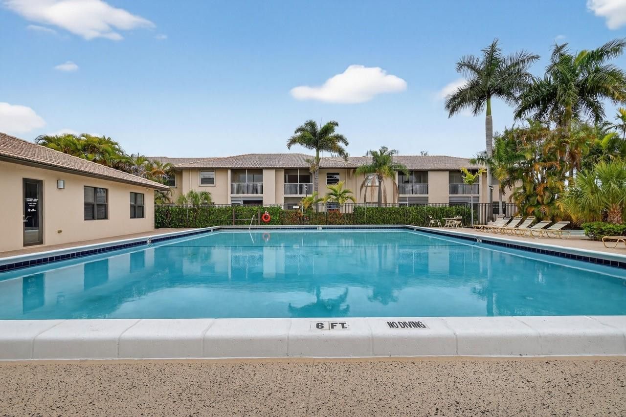 5511 Lakeside Drive, Unit 202, Margate, FL 33063 Photo