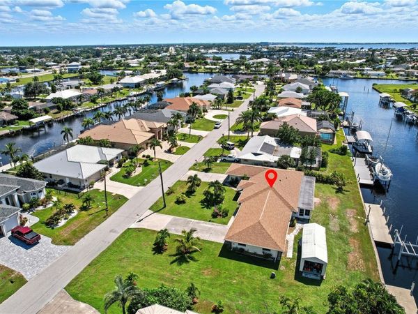 133 PECKHAM STREET SE, PORT CHARLOTTE, FL 33952