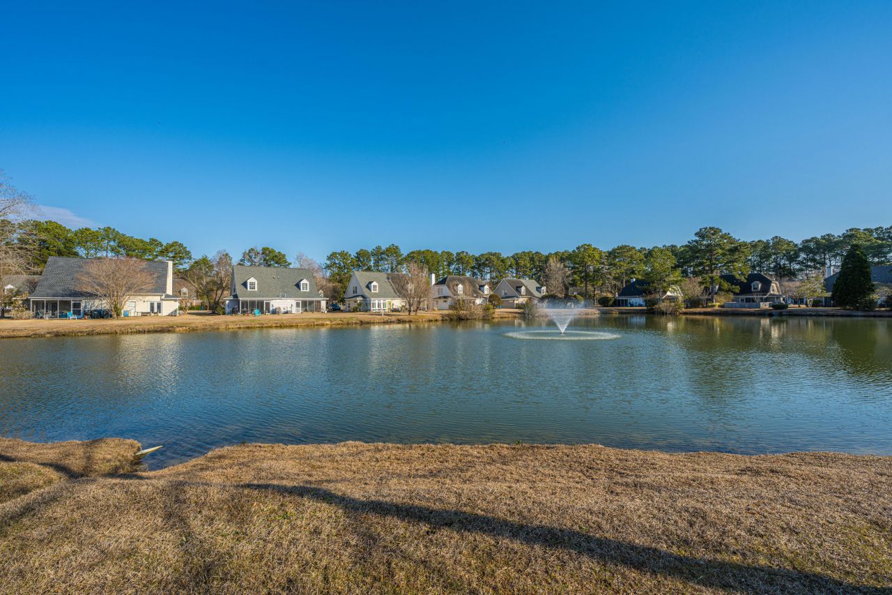 9237 Ayscough Road Photo 38