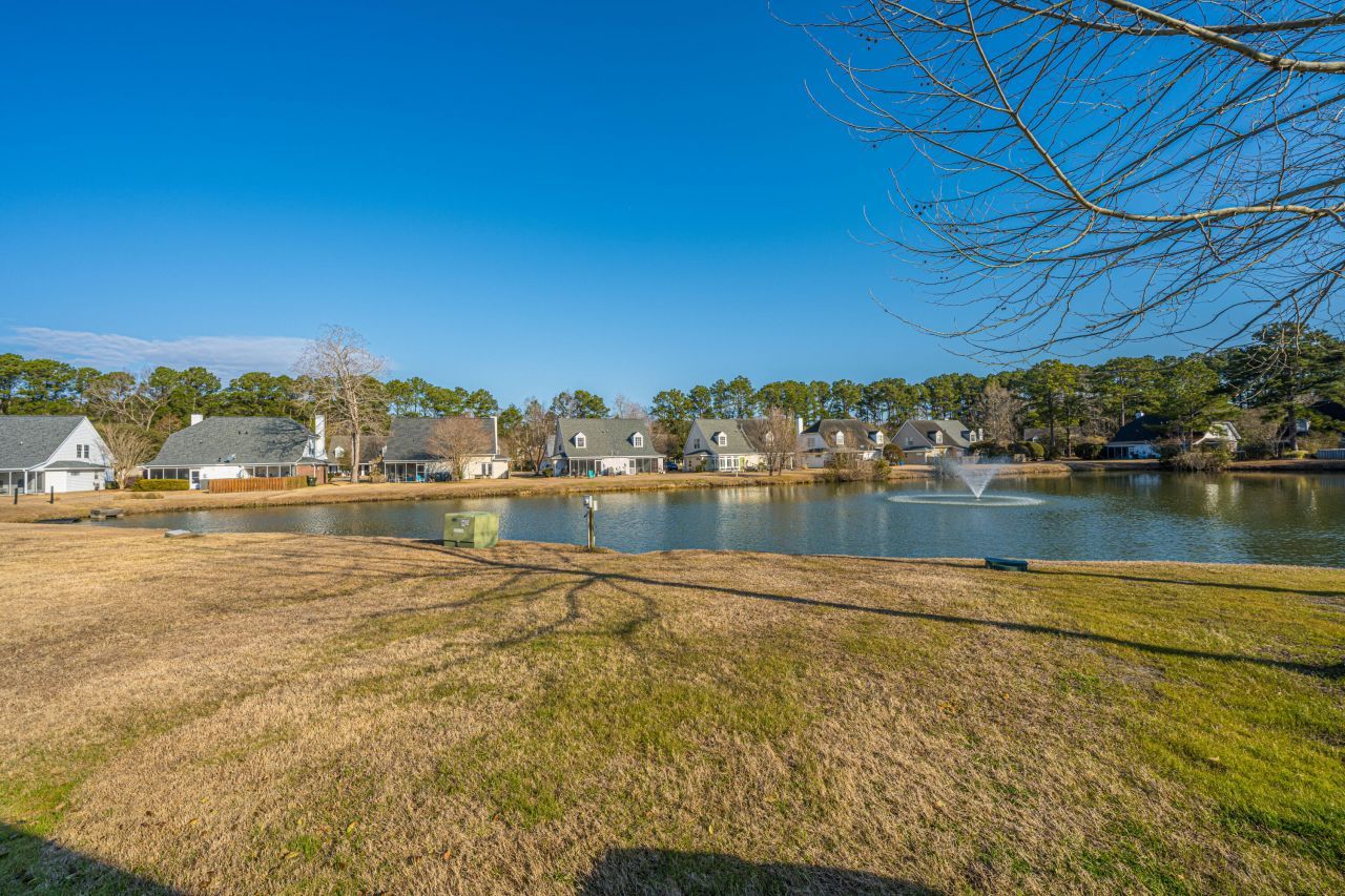 9237 Ayscough Road Photo 40