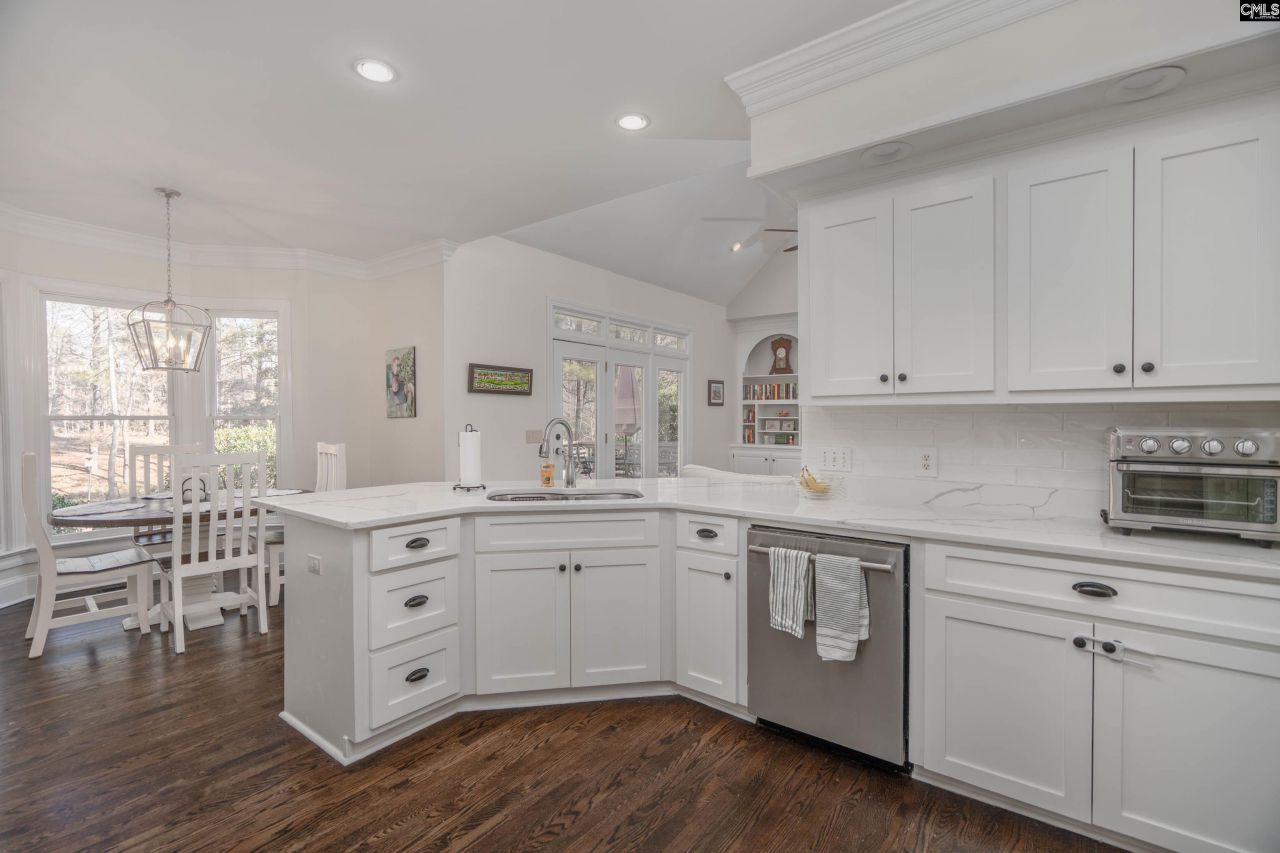 26 Retreat Lane Photo 7