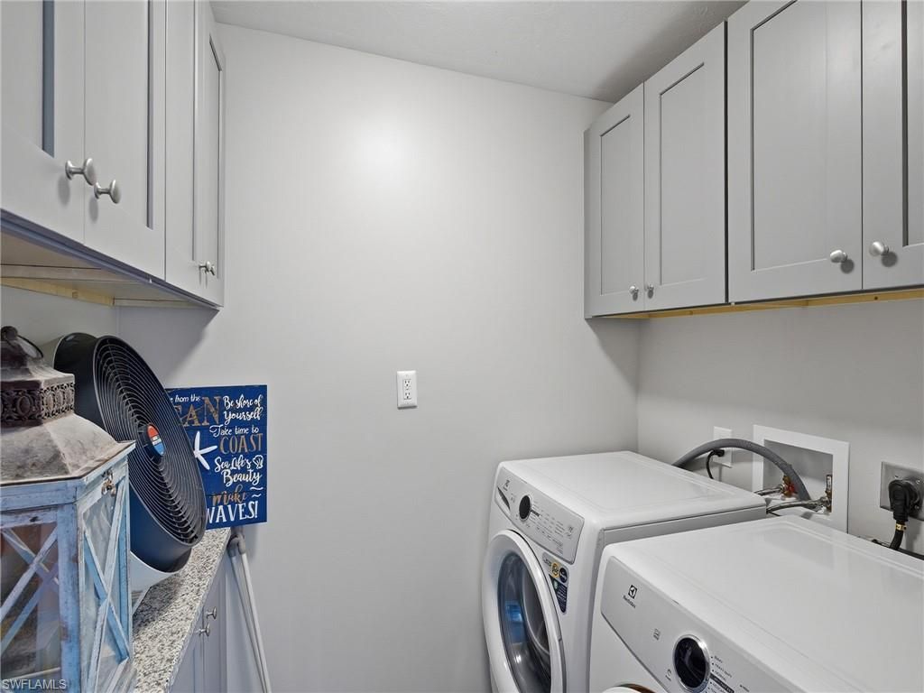 555 Park Shore Dr , Unit B109, Naples, FL 34103 Photo