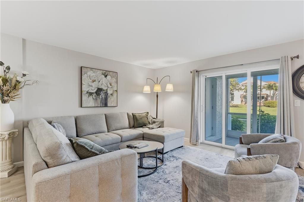 555 Park Shore Dr , Unit B109, Naples, FL 34103 Photo