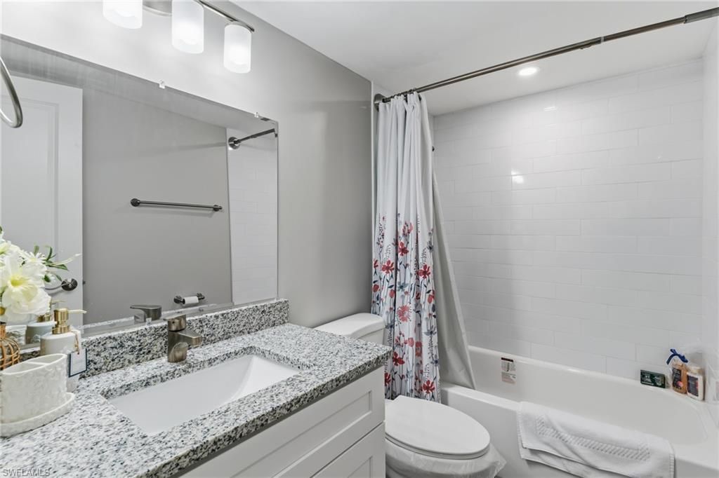 555 Park Shore Dr , Unit B109, Naples, FL 34103 Photo