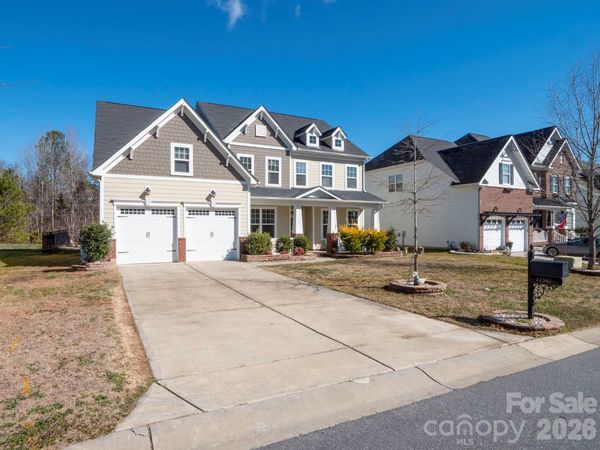 11587 Macallano Drive, Charlotte, NC 28215