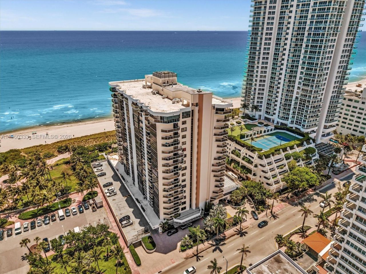 6423 Collins Ave, Unit 409, Miami Beach, FL 33141 Photo