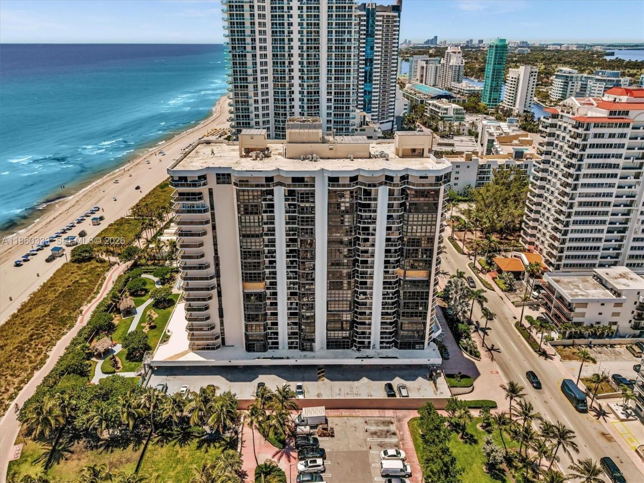 6423 Collins Ave, Unit 409, Miami Beach, FL 33141 Photo