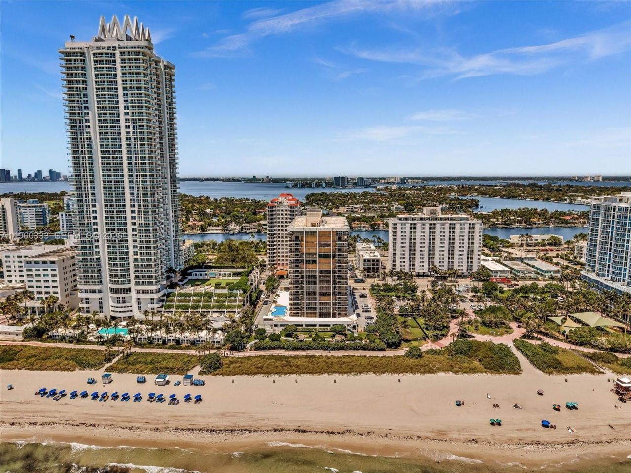 6423 Collins Ave, Unit 409, Miami Beach, FL 33141 Photo