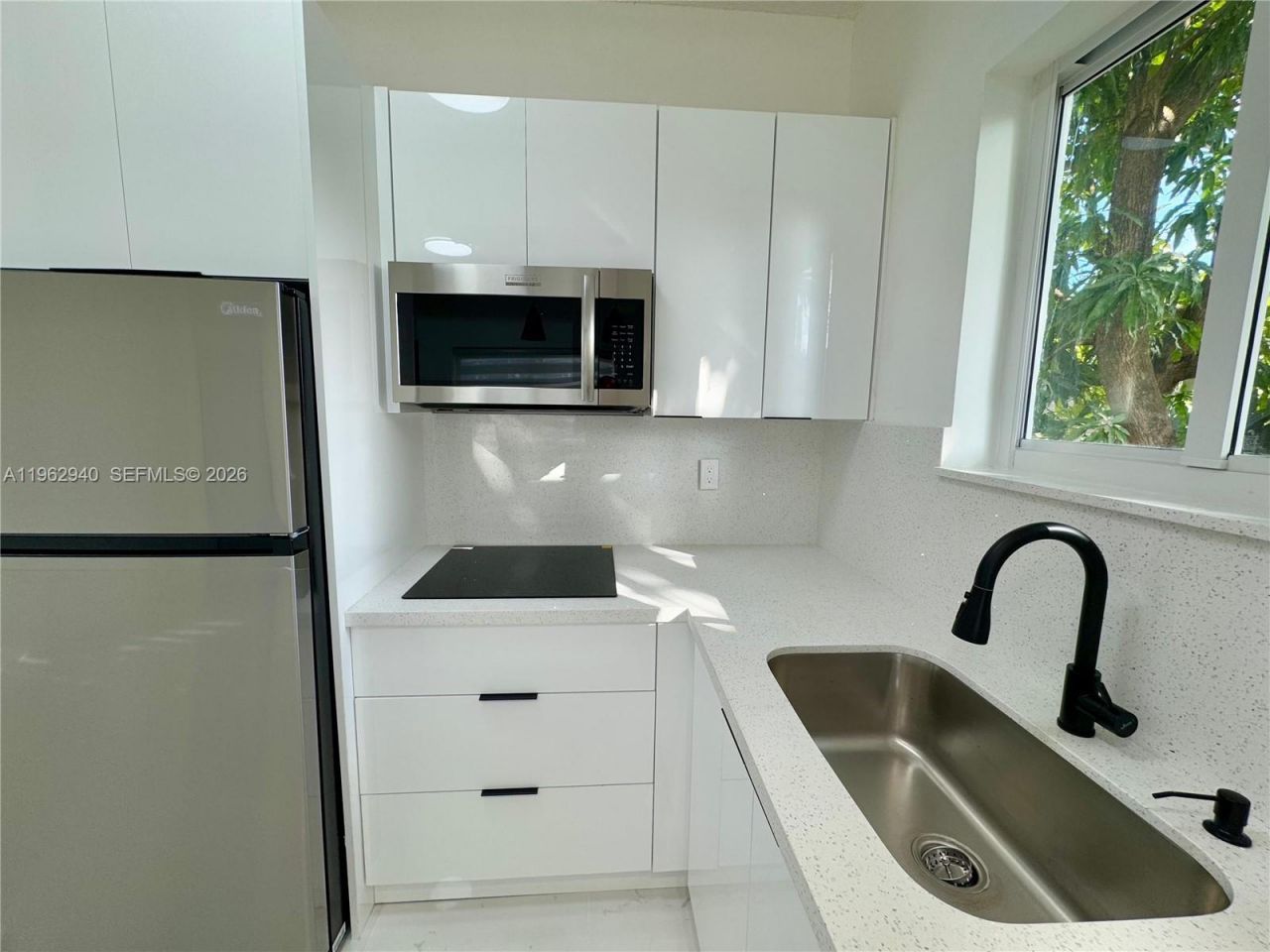 421 NW 13th Ave , Unit B, Miami, FL 33125 Photo