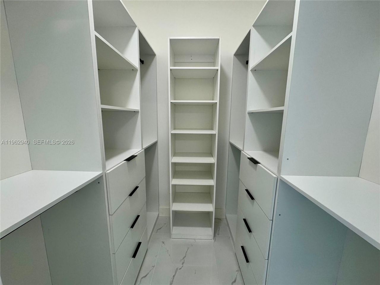 421 NW 13th Ave , Unit B, Miami, FL 33125 Photo