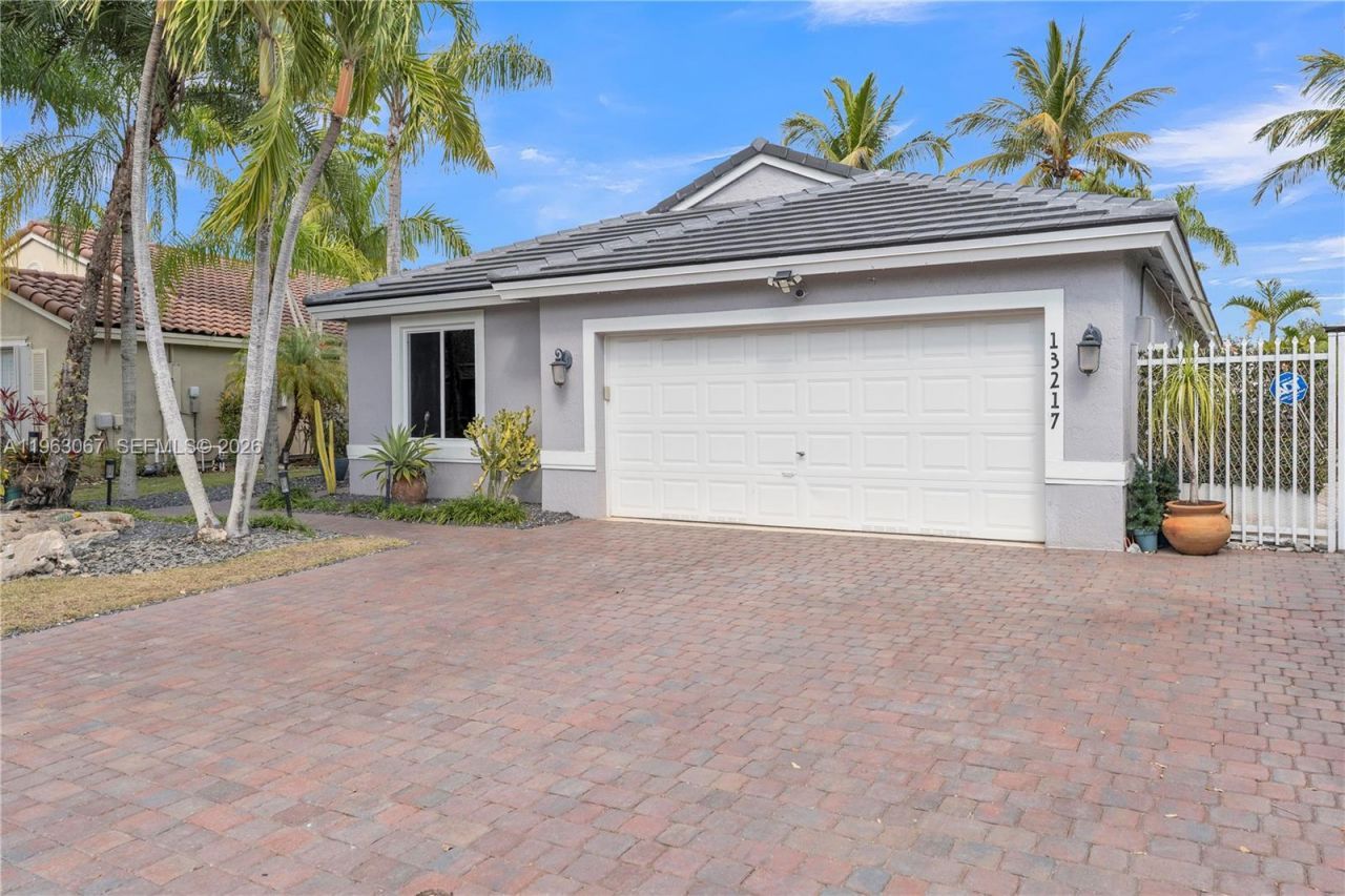 13217 SW 146th St , Miami, FL 33186 Photo