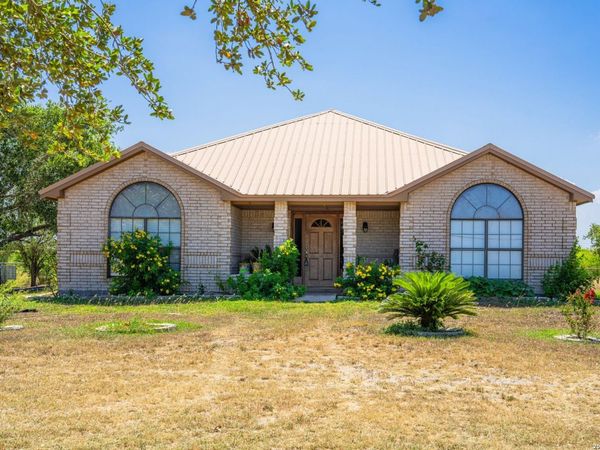 8579 County Road 1839, Sinton, TX 78387