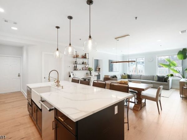 624 Monroe St, Hoboken, NJ 07030