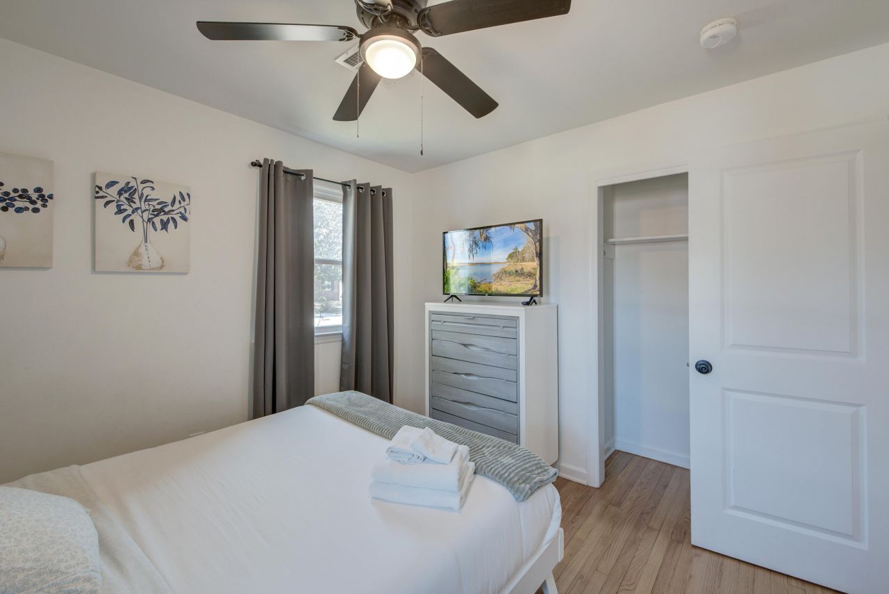 5349 Parkside Drive Photo 15