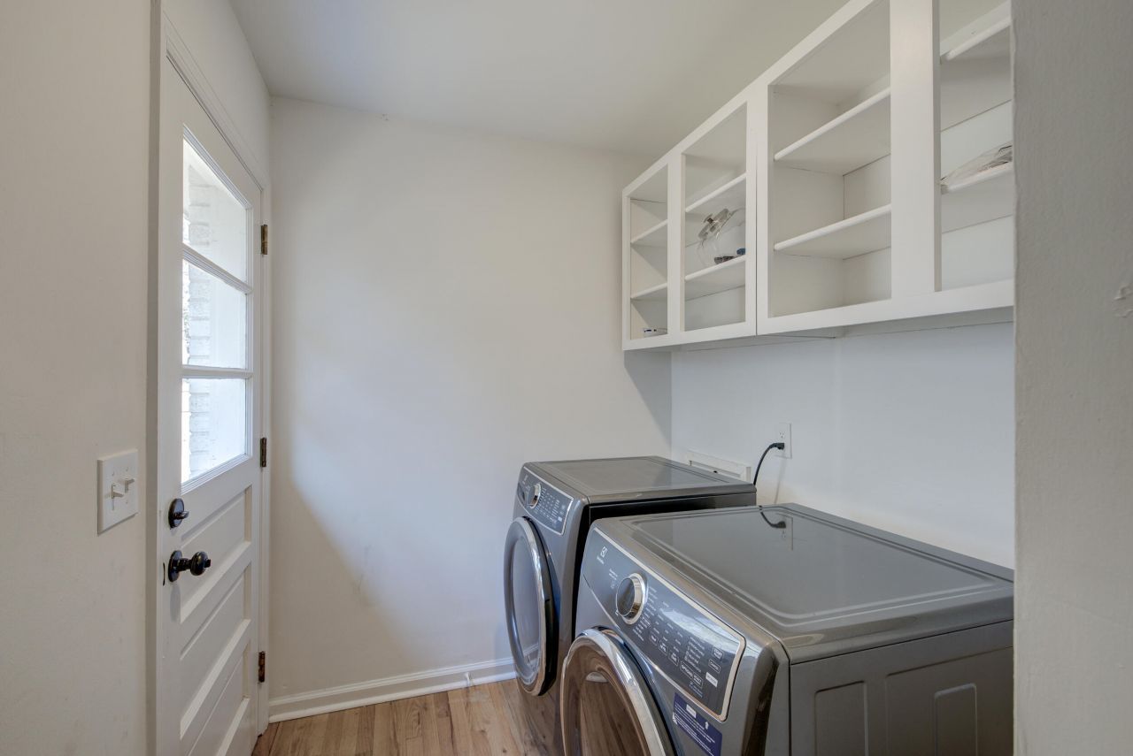 5349 Parkside Drive Photo 27