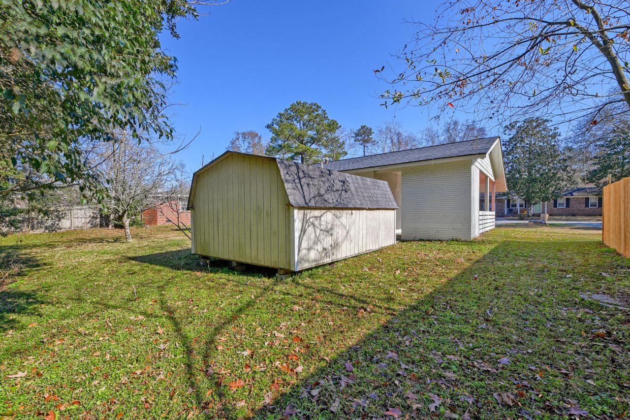 5349 Parkside Drive Photo 30