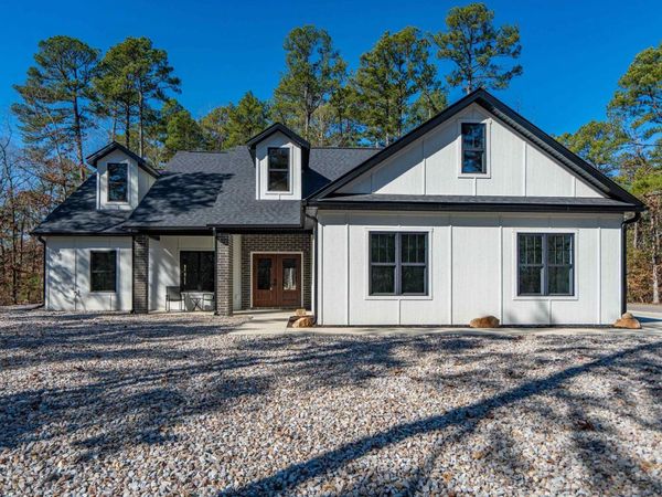 2 Tolosa Way, Hot Springs Village, AR 71909