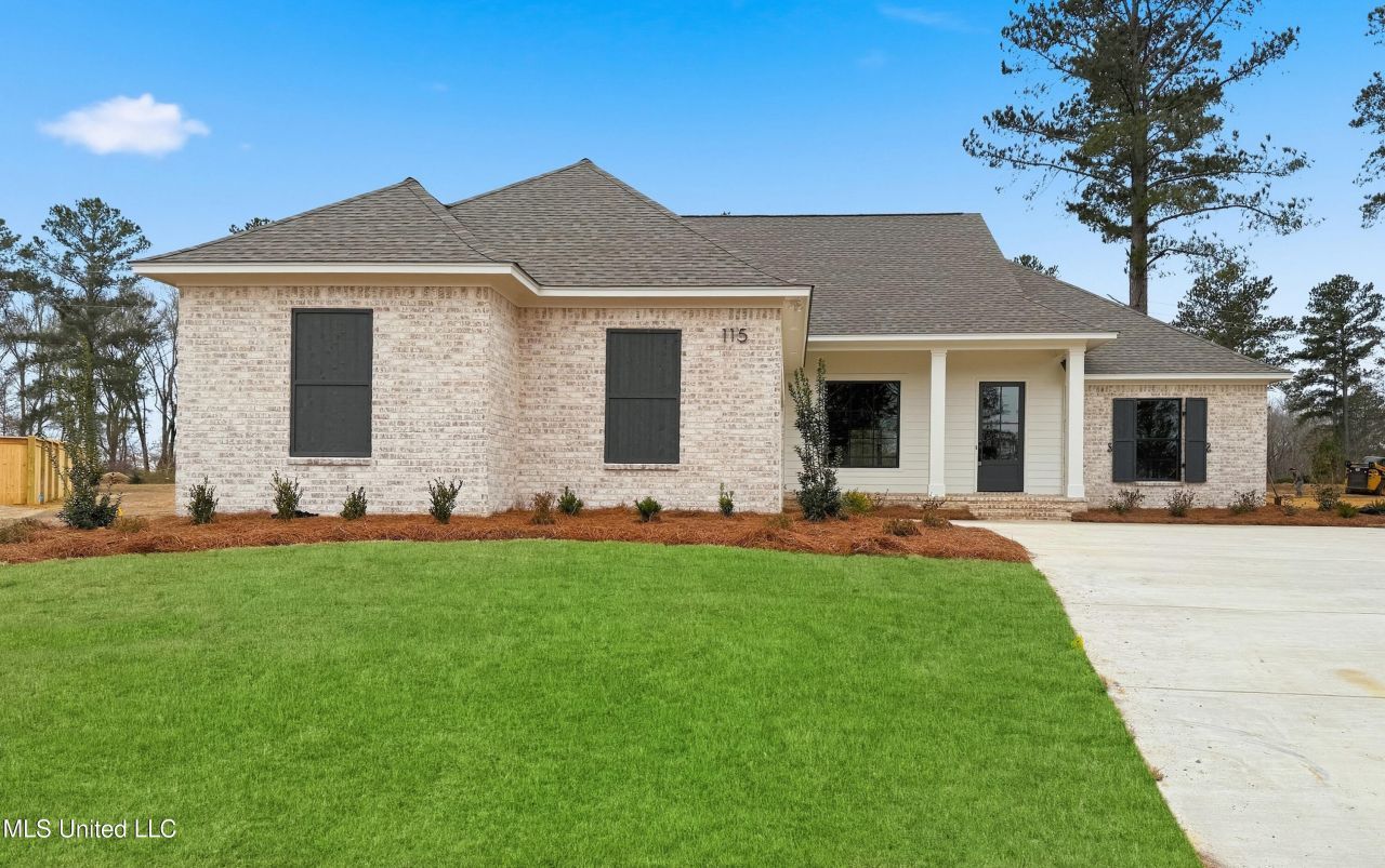 115 Hutto Lane, Madison, MS 39110 Main Photo