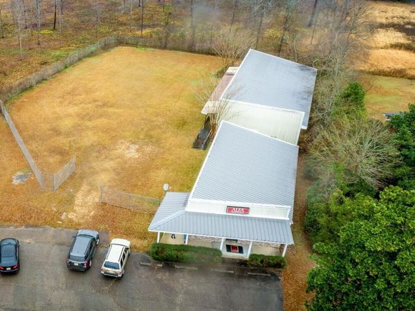 4694 Highway 53, Poplarville, MS 39470