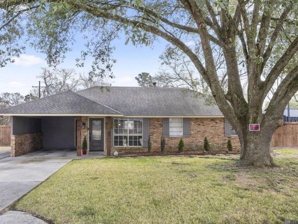4668 W Green Ridge Dr, Baton Rouge, LA 70814