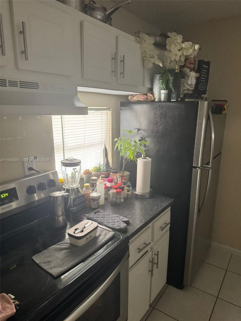 8540 N Sherman Cir , Unit 204, Miramar, FL 33025 Photo