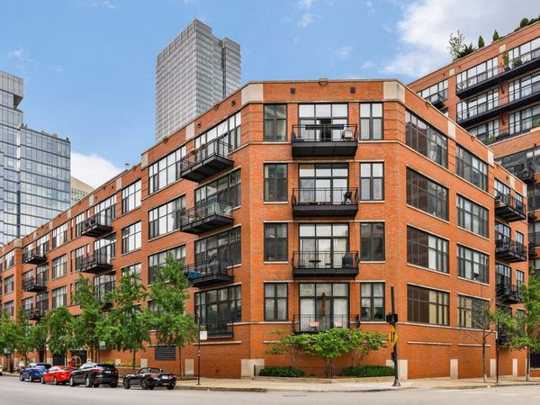 333 W Hubbard Street, Unit 713, Chicago, IL 60654