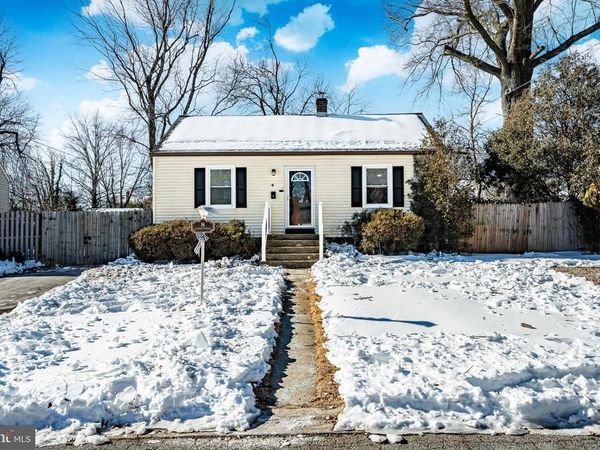 8 GARRETT ROAD, WILMINGTON, DE 19809