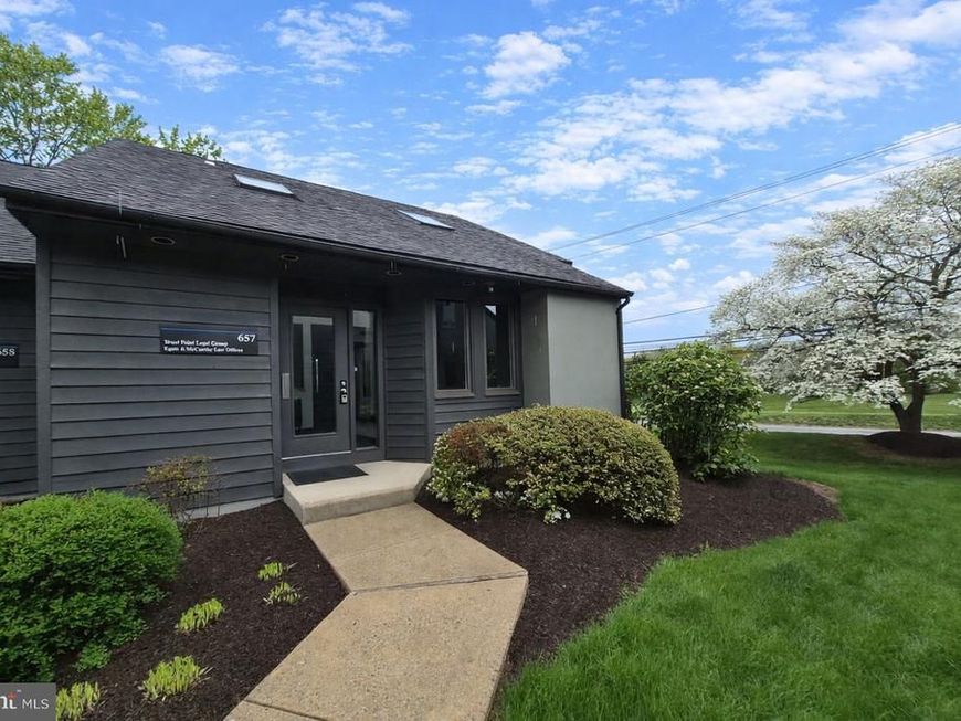 657 Exton Cmns, Unit 39, Exton, PA 19341 Main Photo