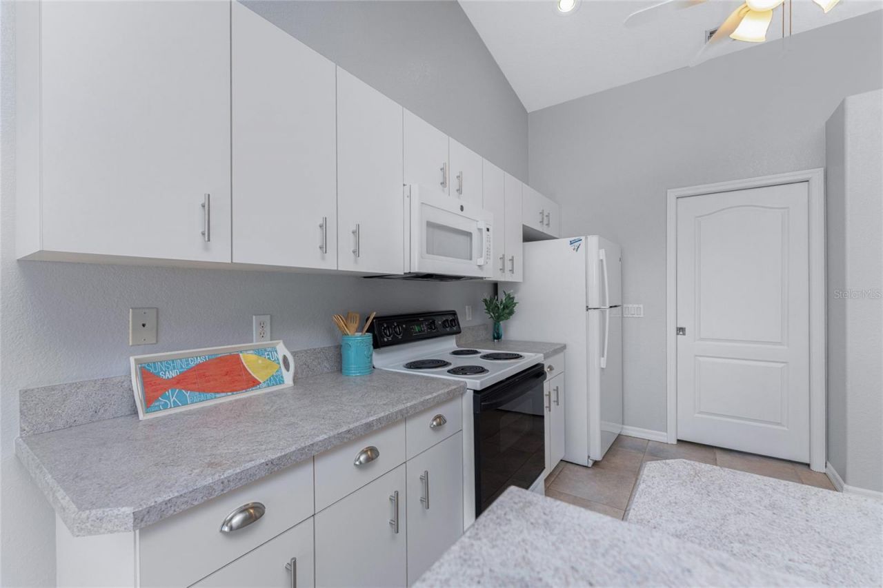 1053 Bay Harbor Drive, Englewood, FL 34224 Photo